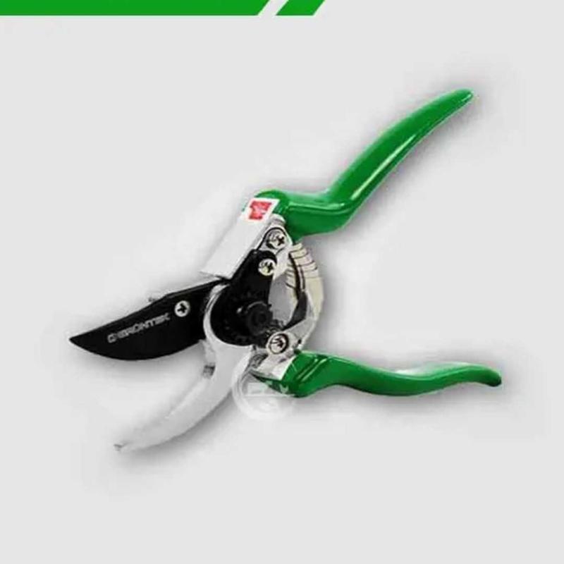 Garden Pruning Shear বা গাছ ছাঁটাই করা টুল